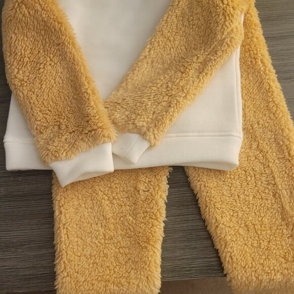 Fuzzy Bear Outfit - Picture 4 of 4